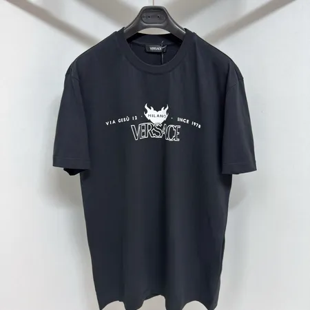 ヴェルサーチ Tシャツ