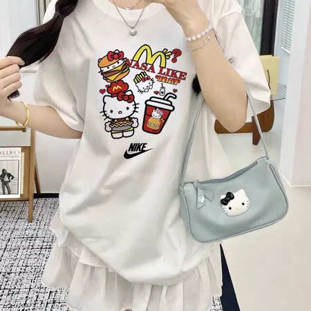 ナイキ Tシャツ