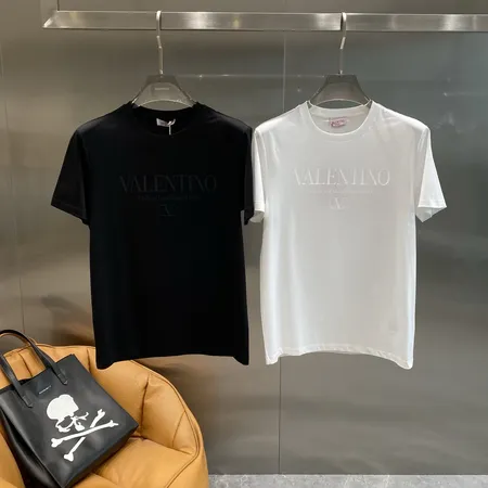 ヴァレンティノ Tシャツ