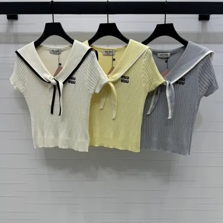 ミュウミュウ Tシャツ