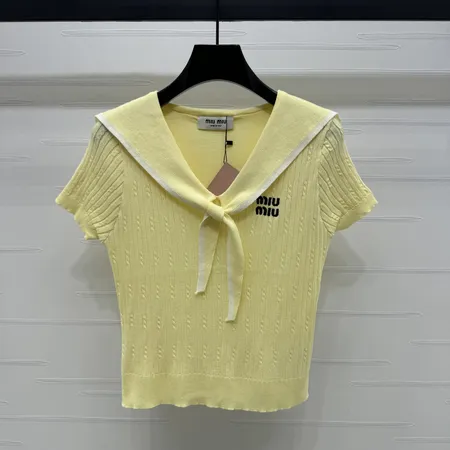 ミュウミュウ Tシャツ