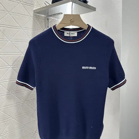 ミュウミュウ Tシャツ