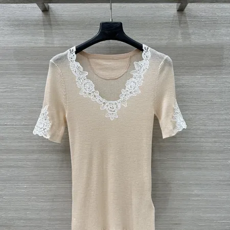 クロエ Tシャツ