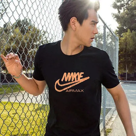 ナイキ Tシャツ