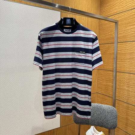 ミュウミュウ Tシャツ