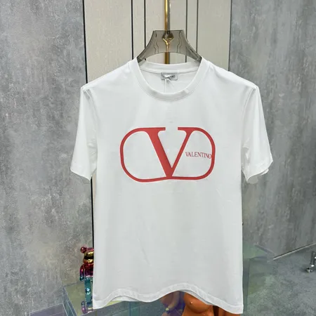 ヴァレンティノ Tシャツ