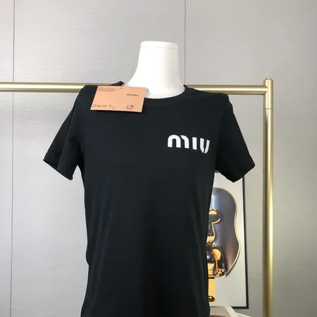 ミュウミュウ Tシャツ