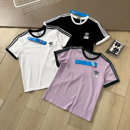 アディダス Tシャツ