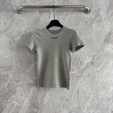 ミュウミュウ Tシャツ