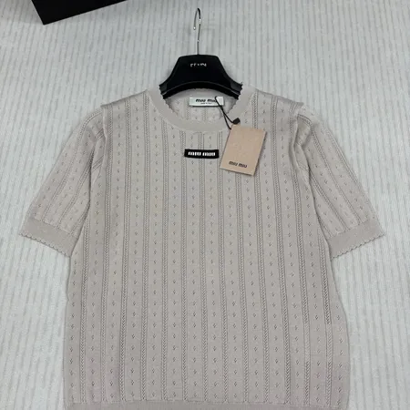 ミュウミュウ Tシャツ