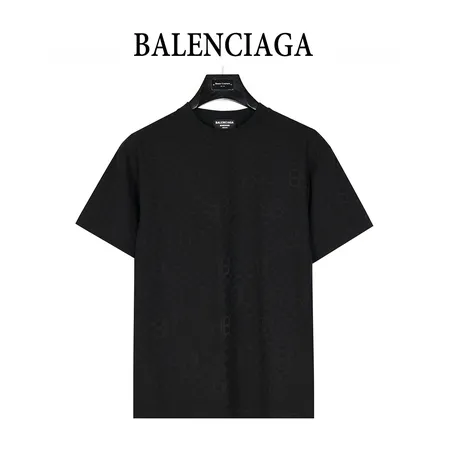 バレンシアガ Tシャツ