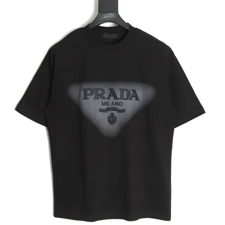 プラダ Tシャツ