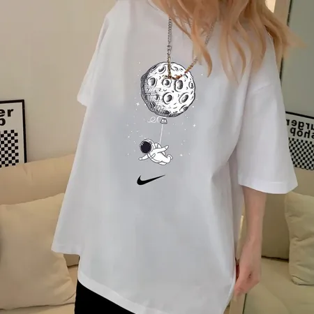 ナイキ Tシャツ