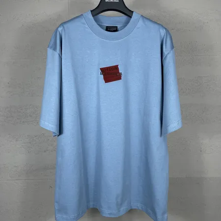 バレンシアガ Tシャツ