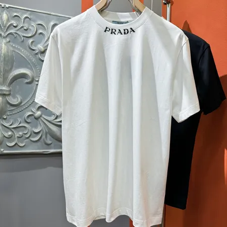 プラダ Tシャツ