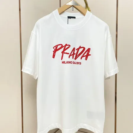 プラダ Tシャツ