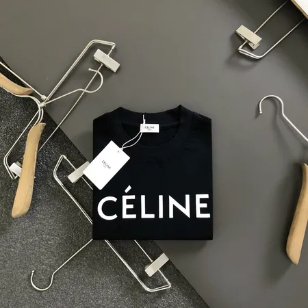 セリーヌ Tシャツ
