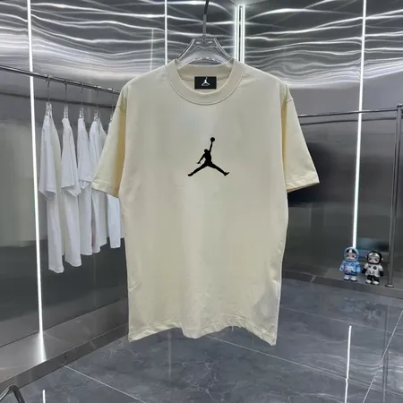 ナイキ Tシャツ