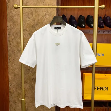 フェンディ Tシャツ