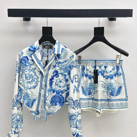 ヴェルサーチ シャツ