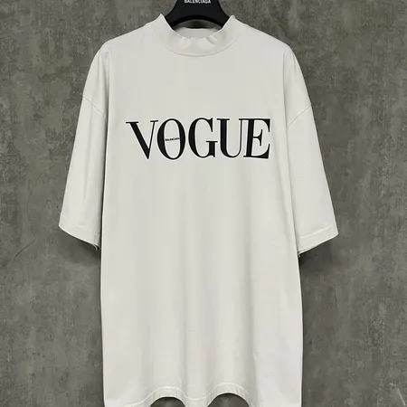 バレンシアガ Tシャツ