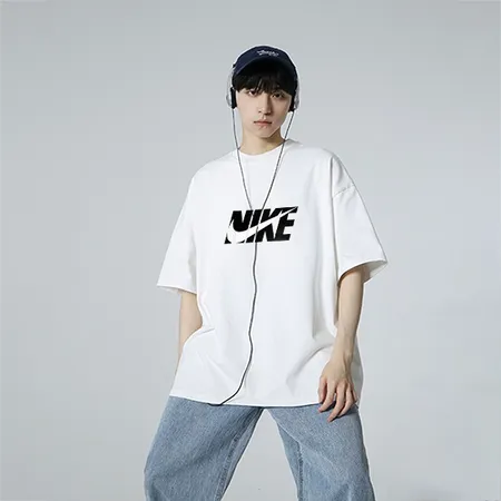 ナイキ Tシャツ