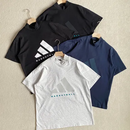 アディダス Tシャツ