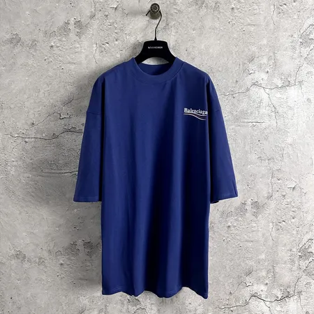 バレンシアガ Tシャツ