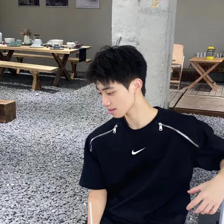 ナイキ Tシャツ