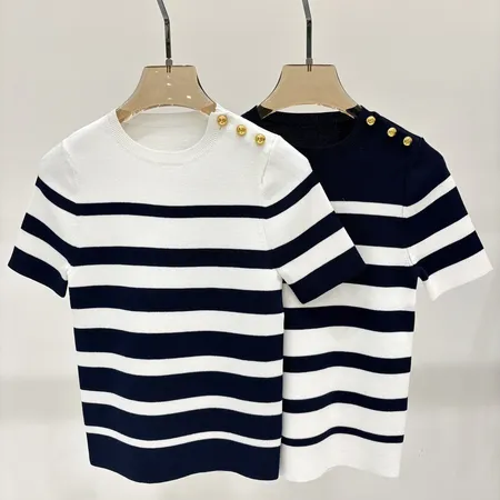 ヴァレンティノ Tシャツ