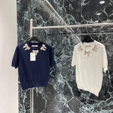 ヴァレンティノ Tシャツ