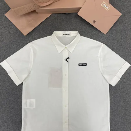 ミュウミュウ シャツ