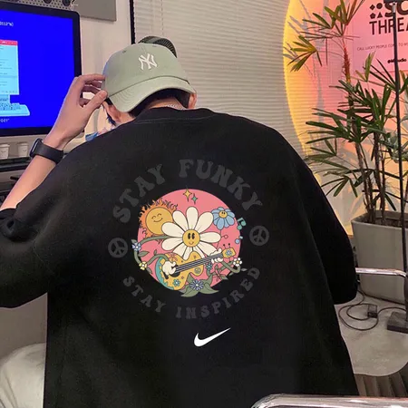 ナイキ Tシャツ