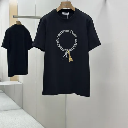 ヴァレンティノ Tシャツ