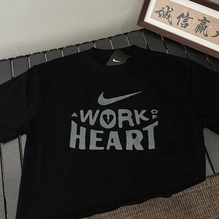 ナイキ Tシャツ