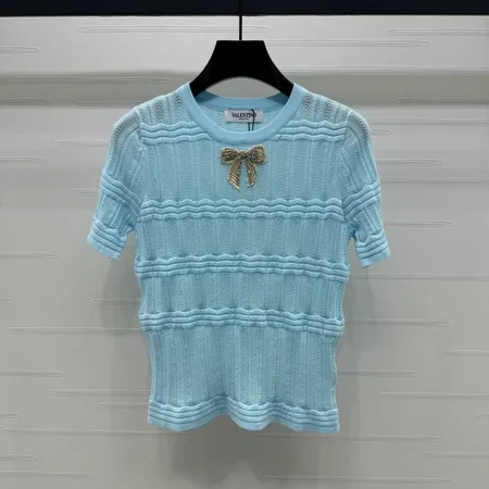 ヴァレンティノ Tシャツ