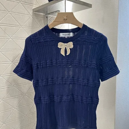 ヴァレンティノ Tシャツ