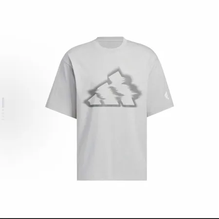 アディダス Tシャツ