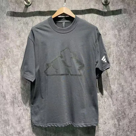 アディダス Tシャツ