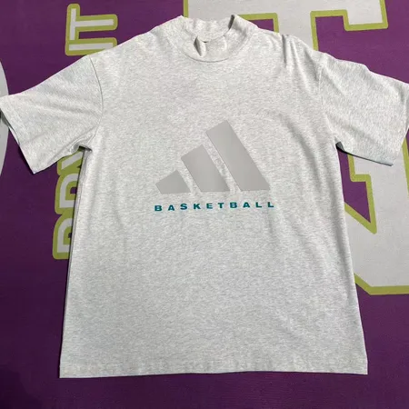 アディダス Tシャツ