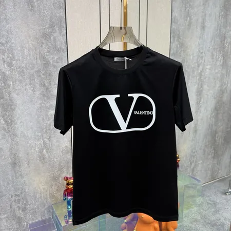 ヴァレンティノ Tシャツ