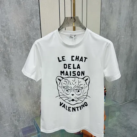 ヴァレンティノ Tシャツ