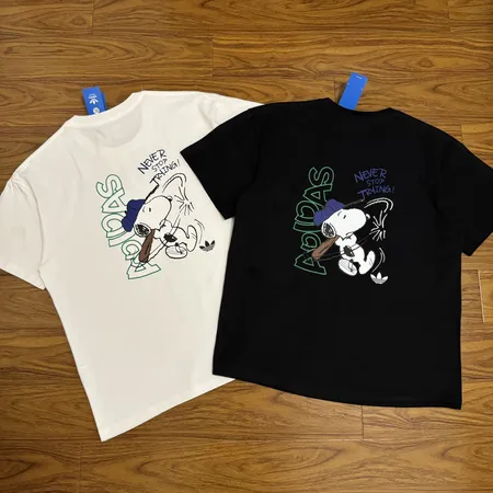 アディダス Tシャツ