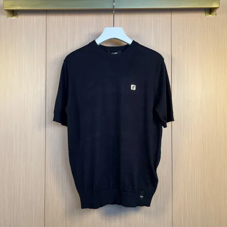 フェンディ Tシャツ