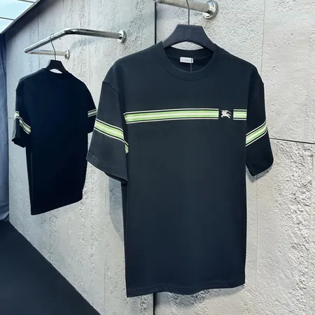 バーバリー ス Tシャツ