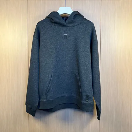 フェンディ パーカー