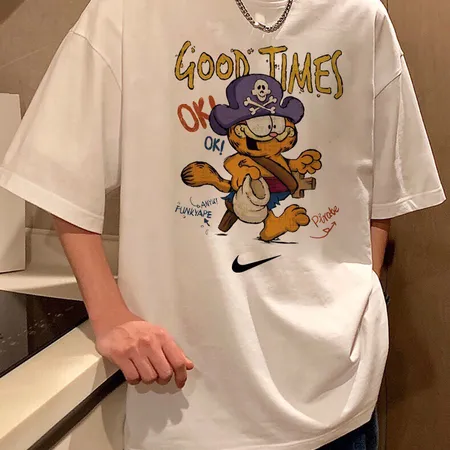 ナイキ Tシャツ