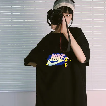 ナイキ Tシャツ