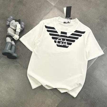 アルマーニ Tシャツ