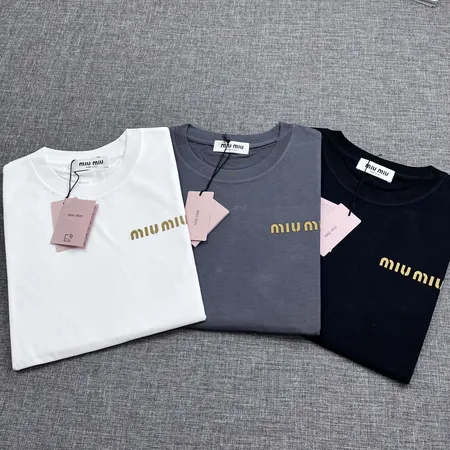 ミュウミュウ Tシャツ